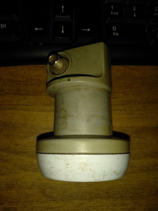 Спутниковая головка