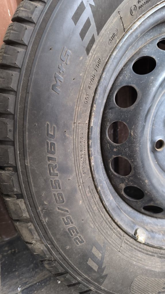 Koła felgi opony zimowe komplet 235/65 R16 C transit sprinter