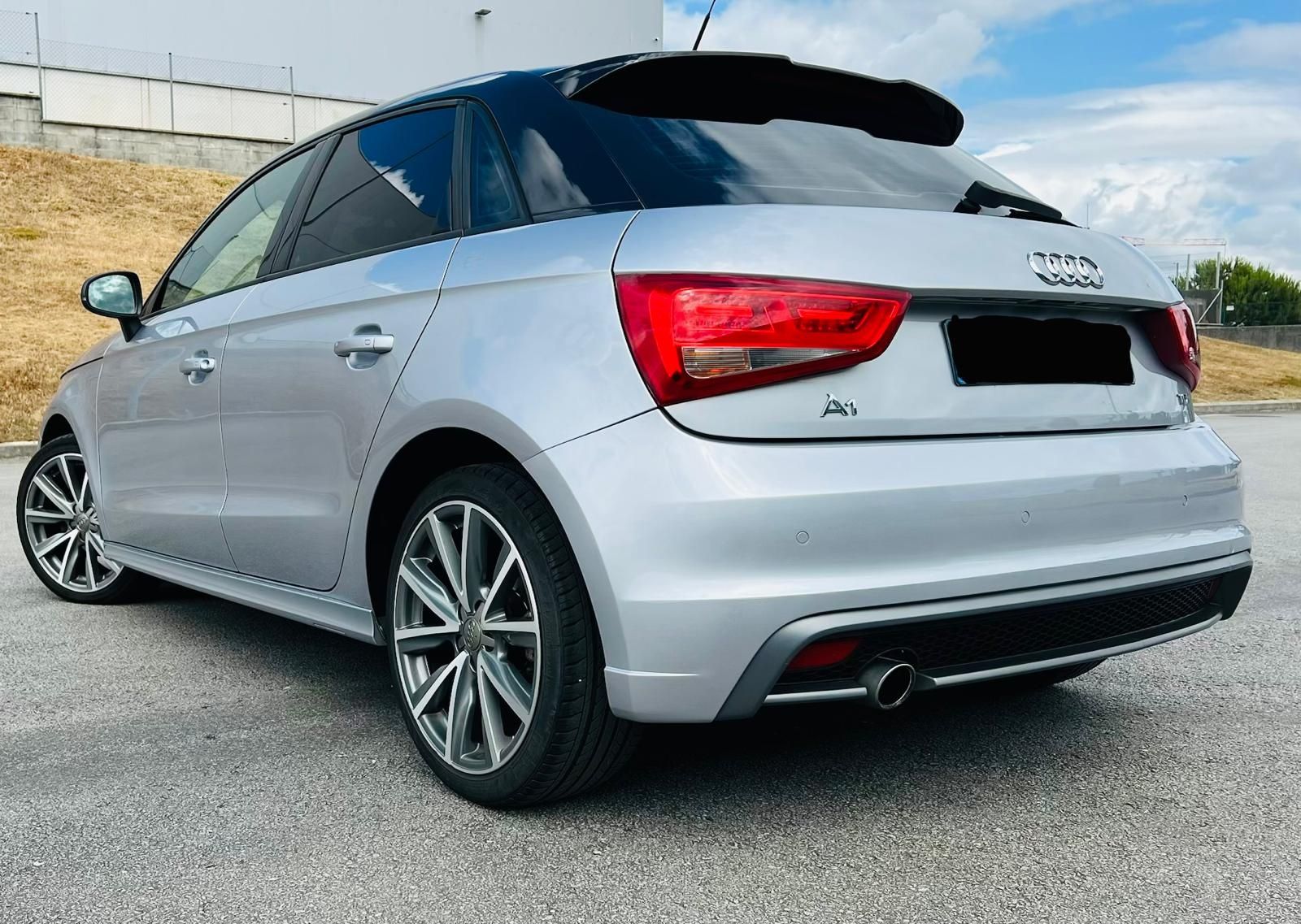 Audi A1 1.6 S-Line (full extras) 120.000km