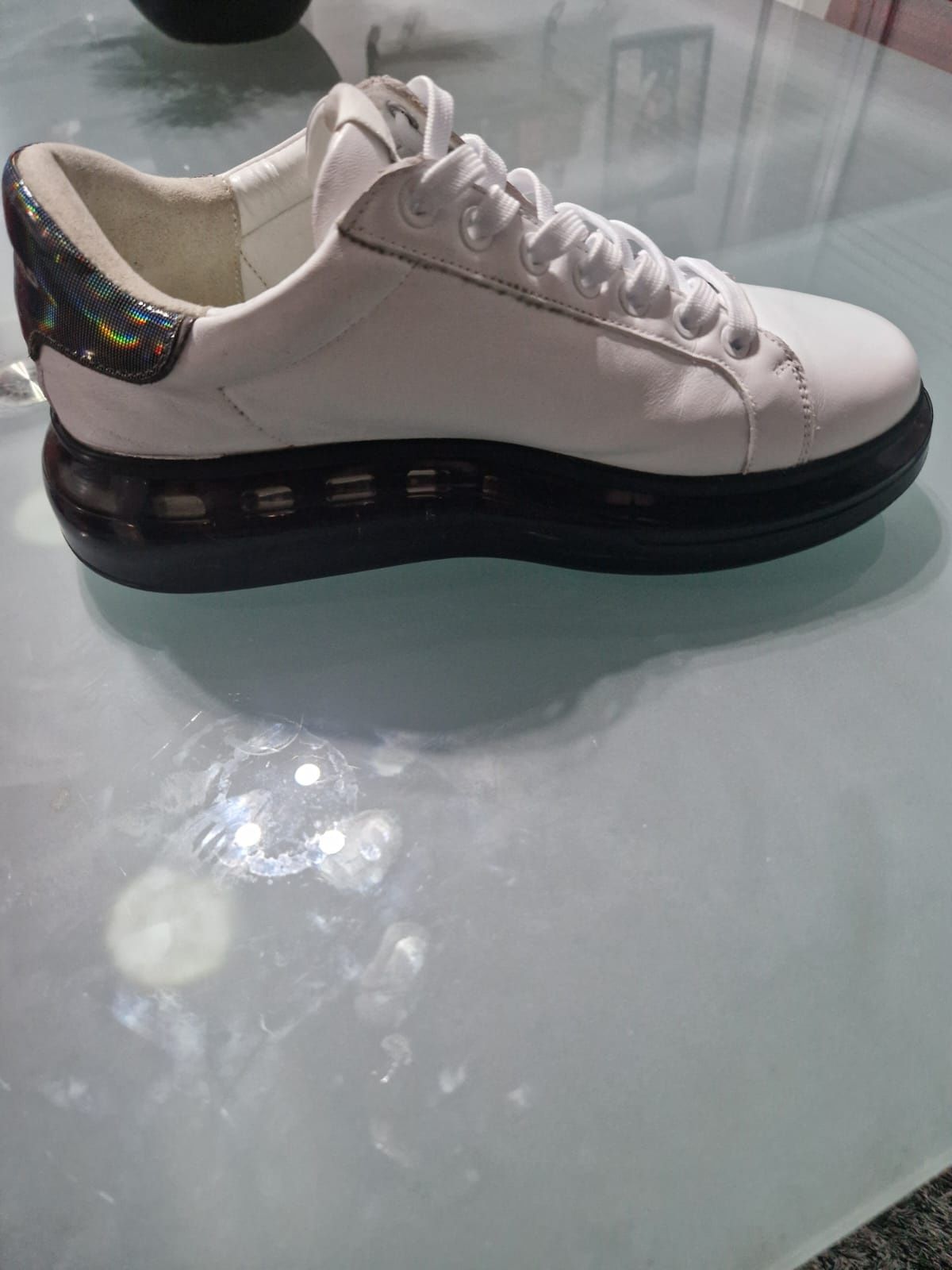 Sapatilhas Karl Lagerfeld tamanho 40