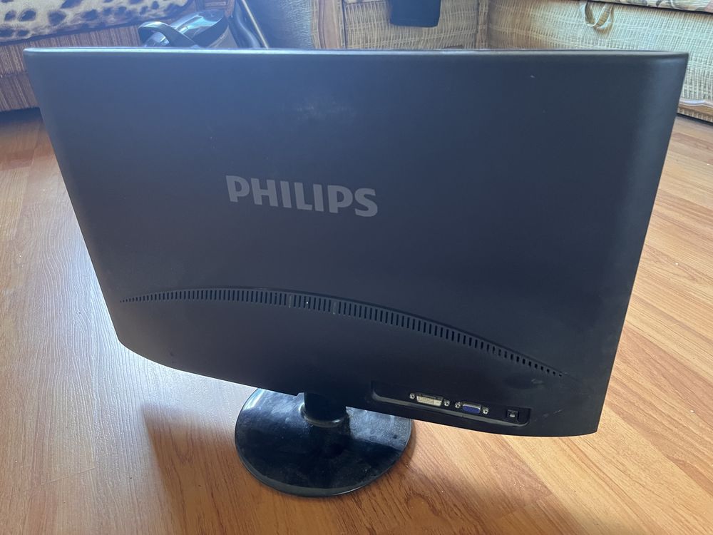 Продам монитор Philips