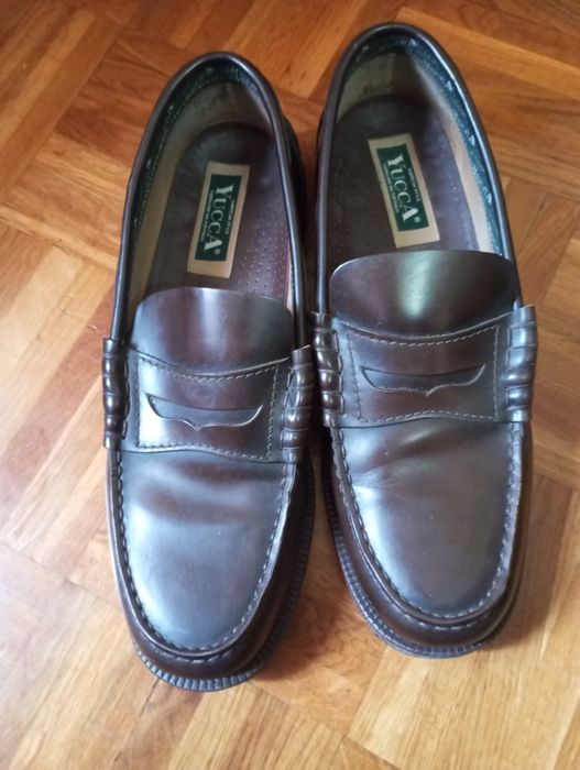 Sapatos yuuca usados em muito bom estado