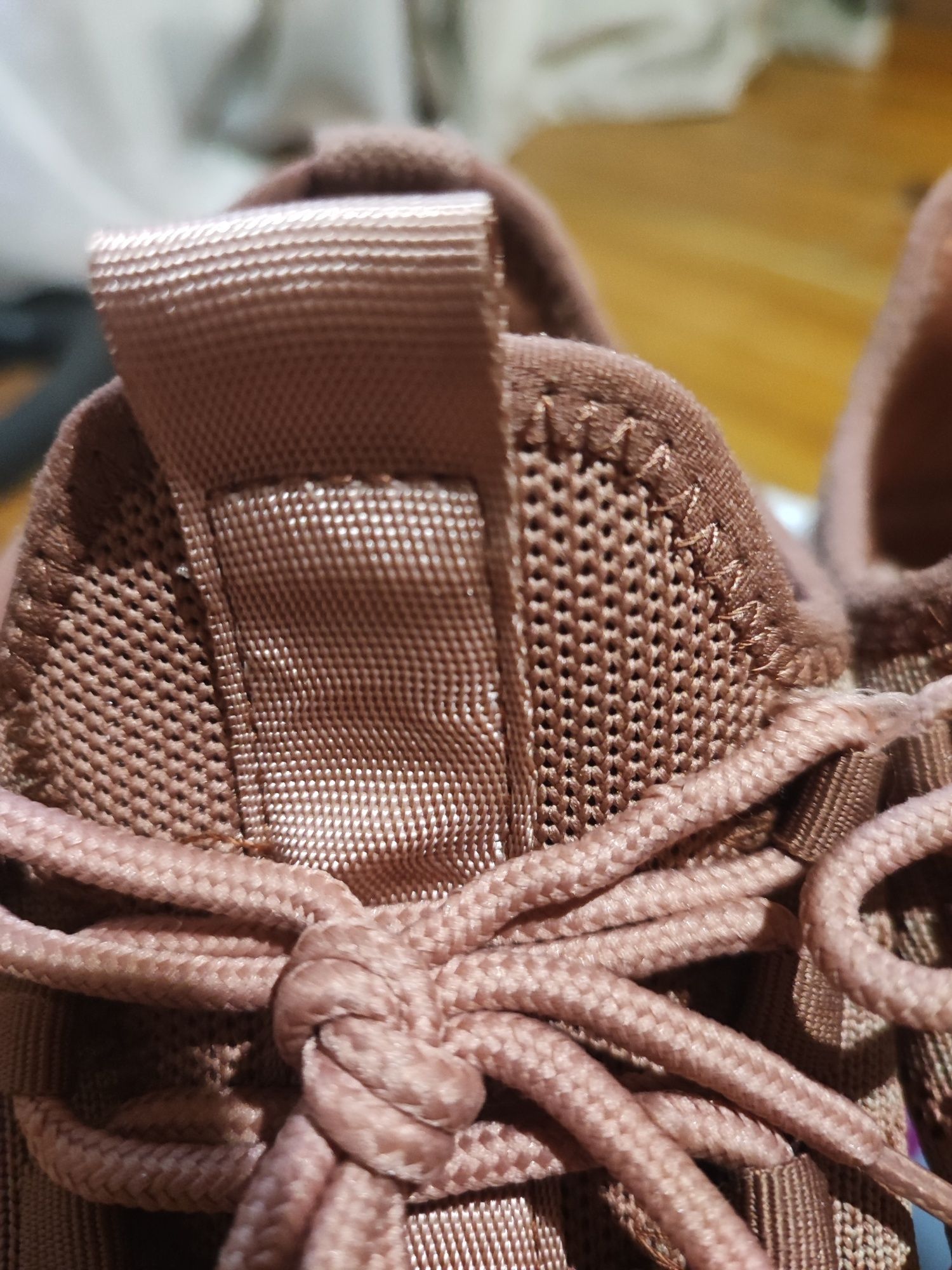 Nowe buty sportowe adidasy Vty Deichmann kolor podrowy róż rozmiar 39