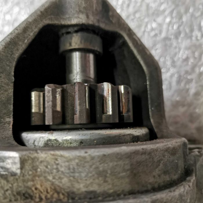 Стартер Тойота Рав 4. 2.2 дизель.