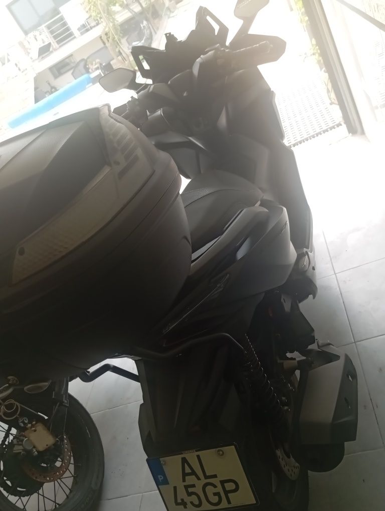 Honda forza 125 cc
