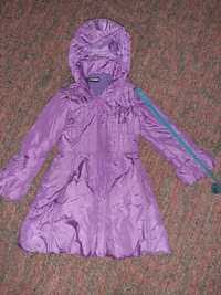 Куртка-Пальто Демисезонные на девочку 6-8 лет.