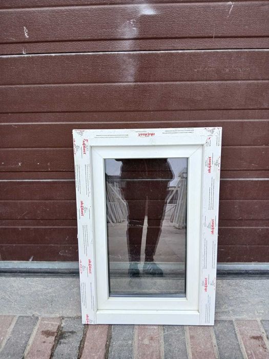 Okno jednoskrzydłowe 56x82 pcv plastikowe małe DOWÓZ CAŁY KRAJ