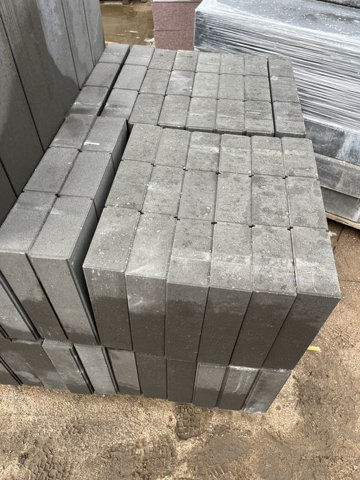 Obrzeza Palisadowe grafit II gat