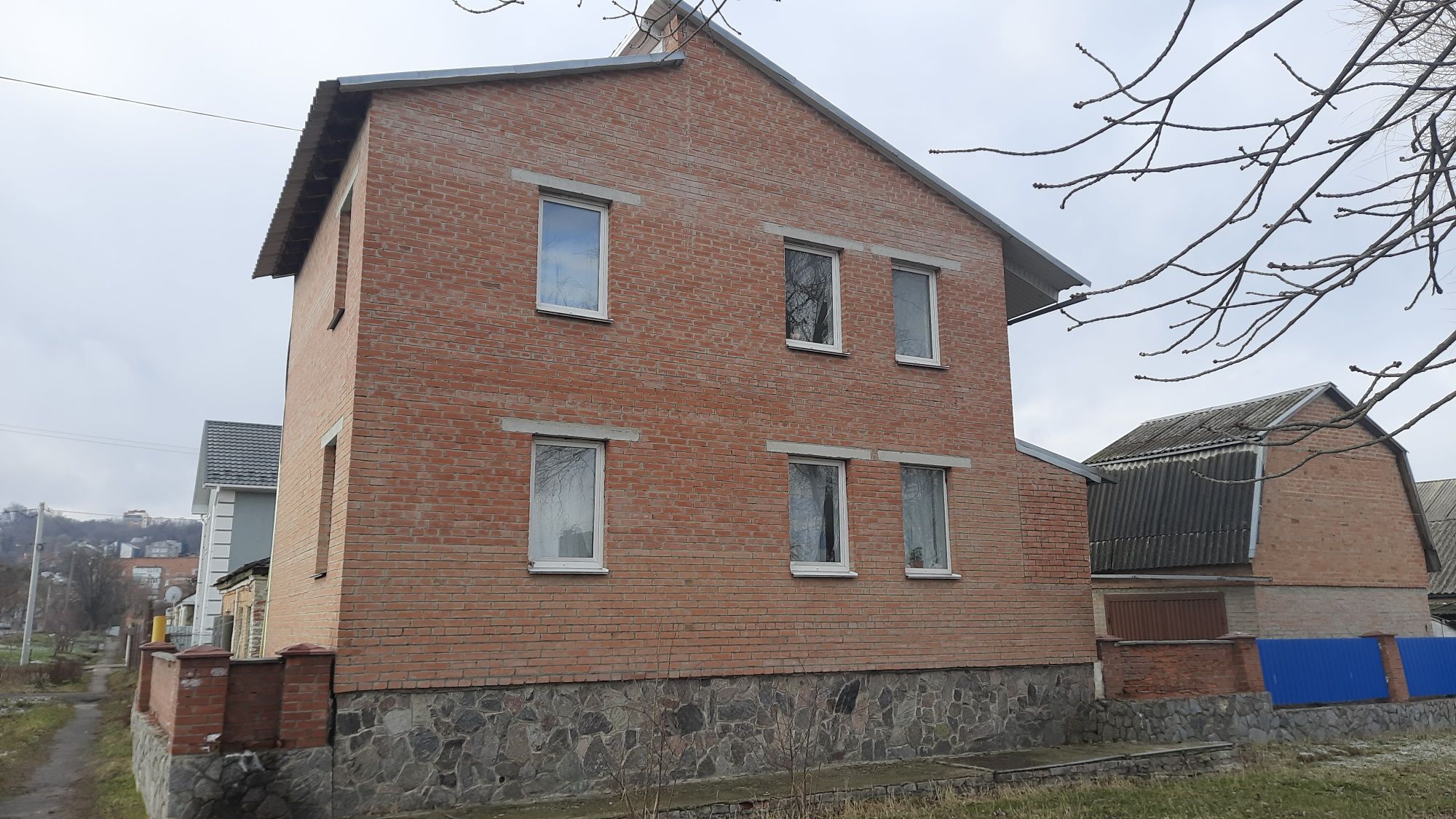Продам будинок 92м2 на Подолі,вул.Правди