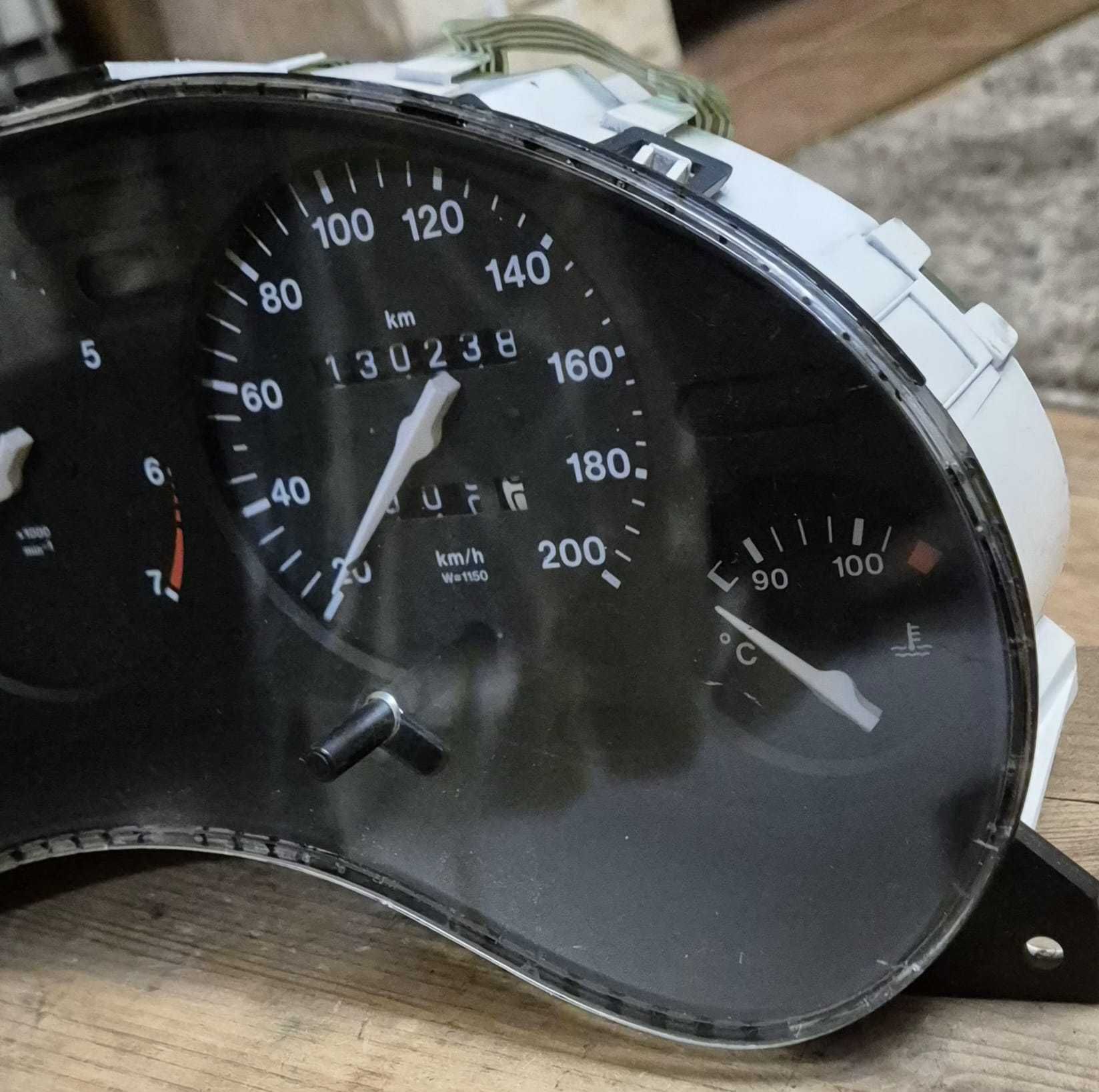 Licznik Zegary Opel Corsa B (93-00r.) Benzyna Oryginalny VDO GM
