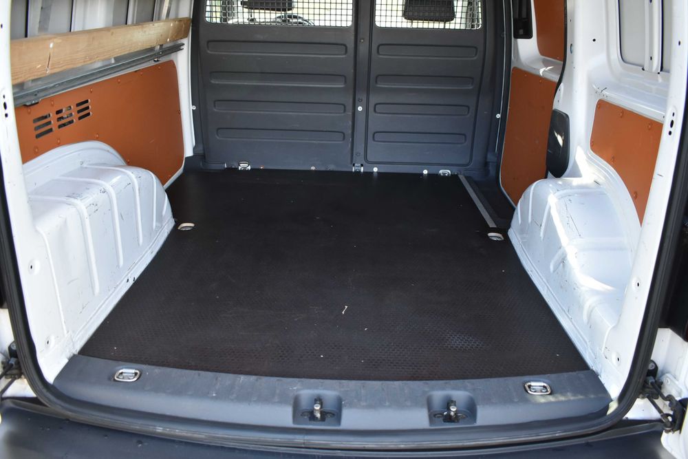 VW CADDY 1.6TDI 2012r Klimatyzacja Doinwestowany Gotowy do pracy!!!