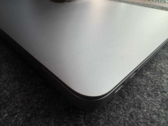 Apple Macbook air M1 ssd 256gb 8gb spacegrey a2337