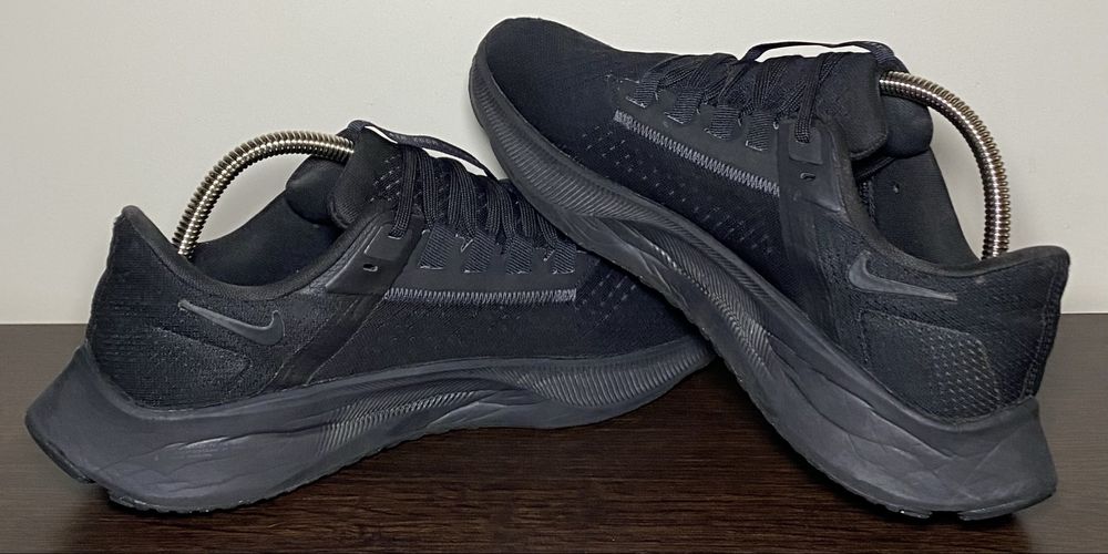 Кросівки Nike Air Zoom Pegasus 38 / 26.5см