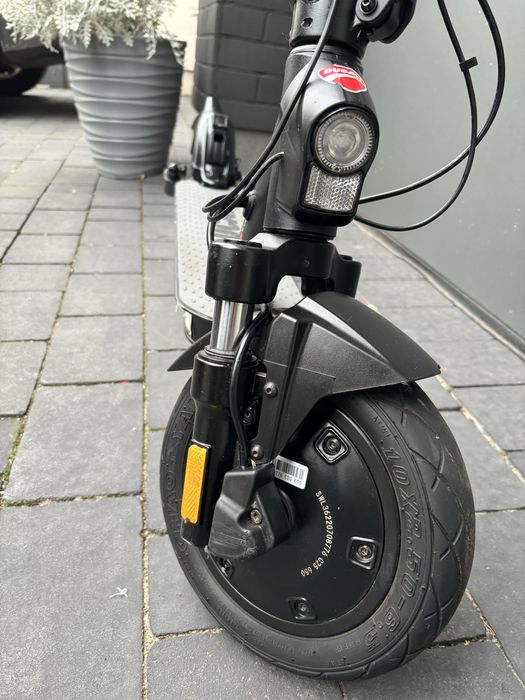 Hulajnoga elektryczna Ducati Pro 2 Evo – stan bardzo dobry!