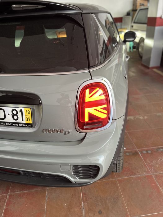Mini Cooper D Auto com JCW