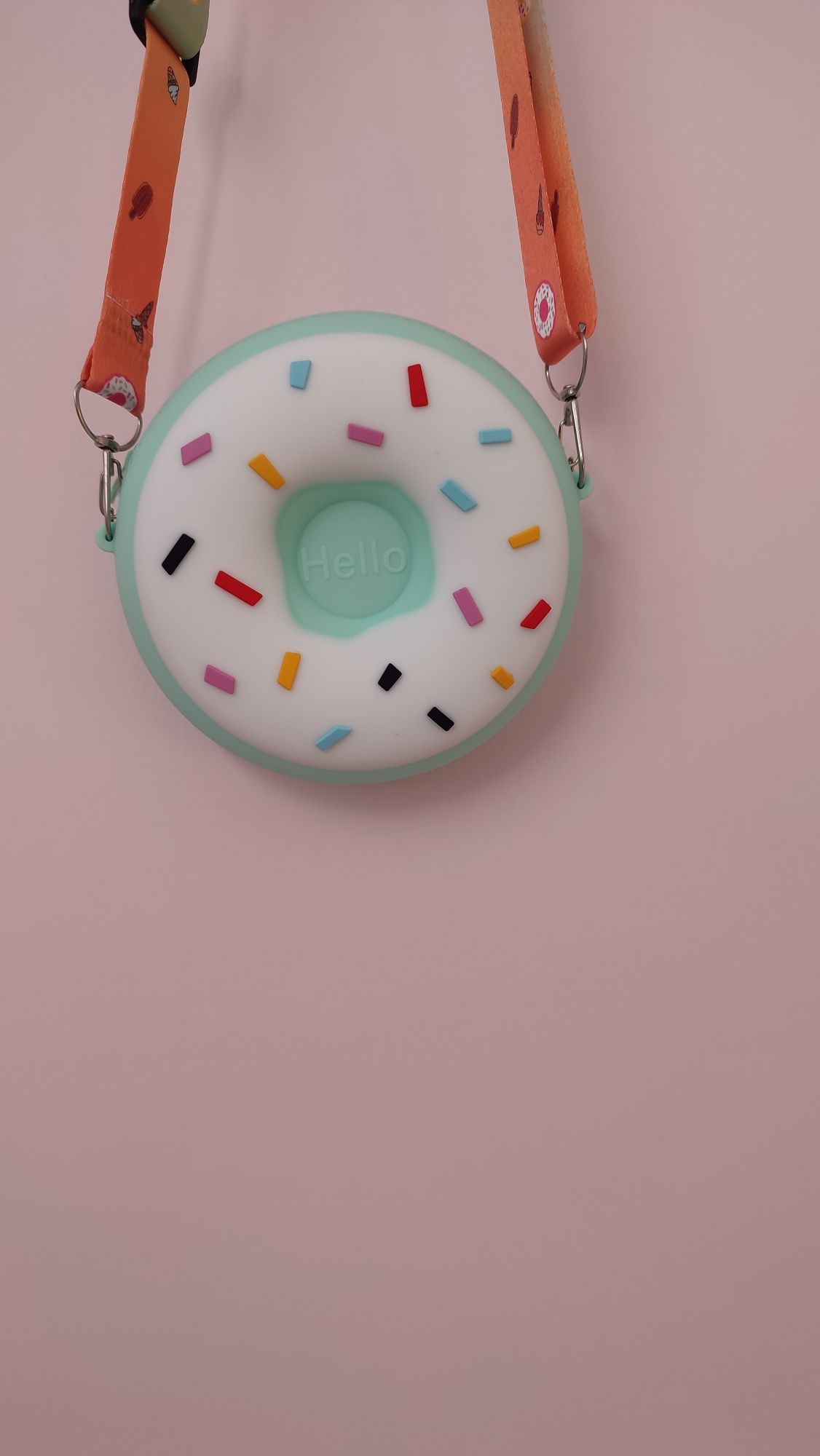 Nowa mini torebka donut z kolorową posypką, z paskiem