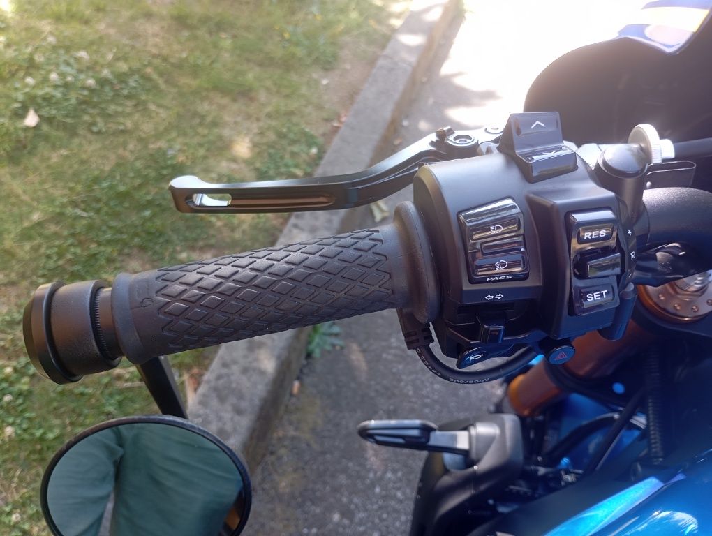 Mota Yamaha XSR900