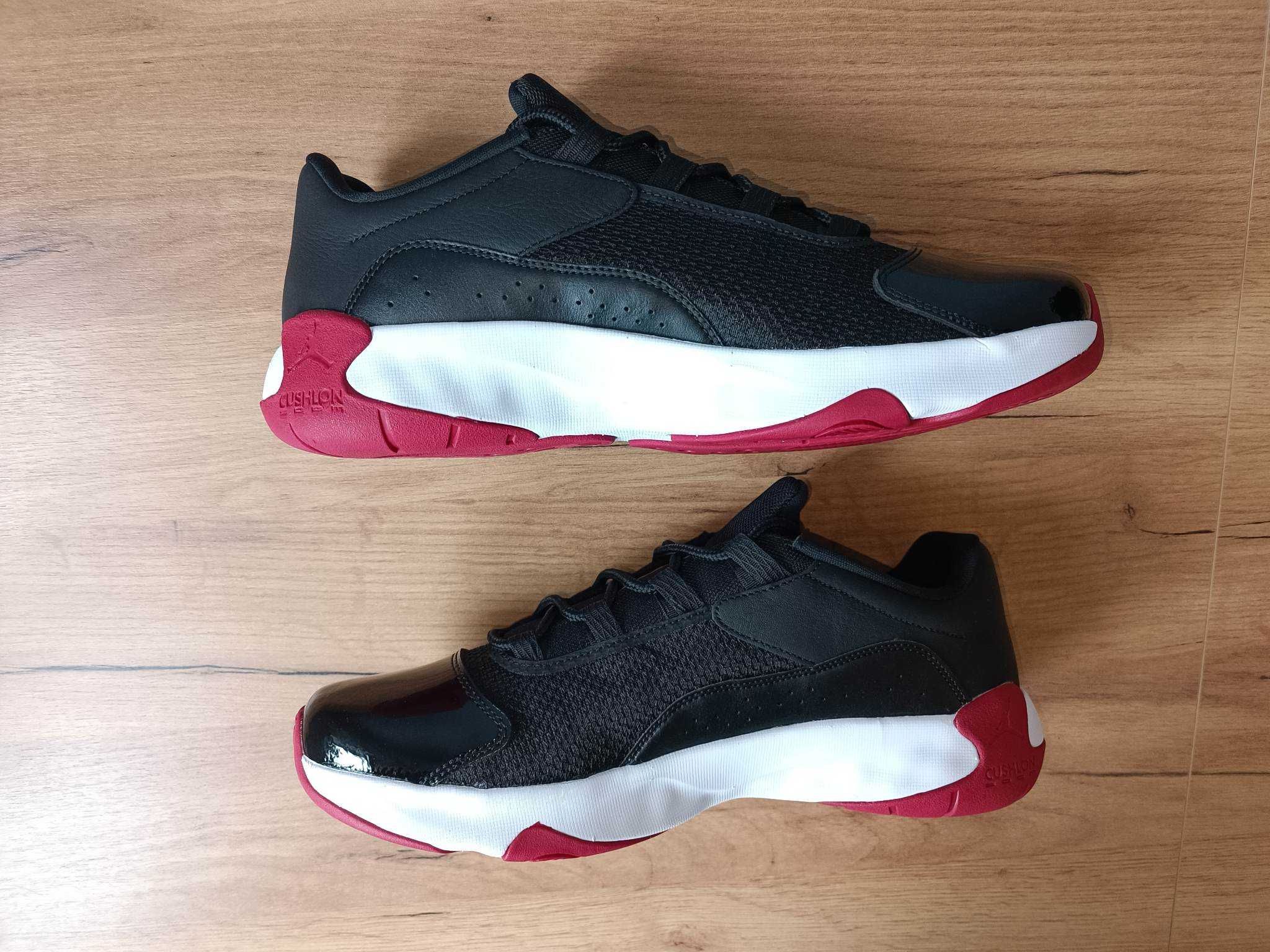 Air Jordan 11 CMFT Low r. 45 (29 cm) Black/White-Gym Red