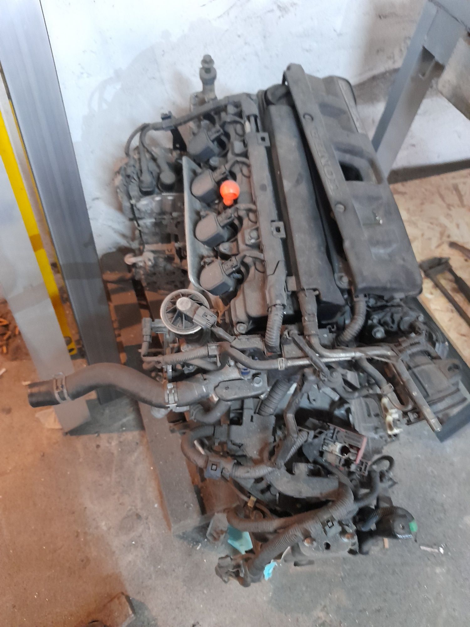 Vendo motor honda civic r18a2
