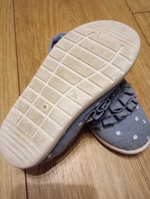 Buciki dla dziewczynki