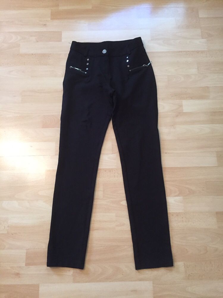 Лот за 50 грн чорні джинси, блузка, юбка, 46-48 раз