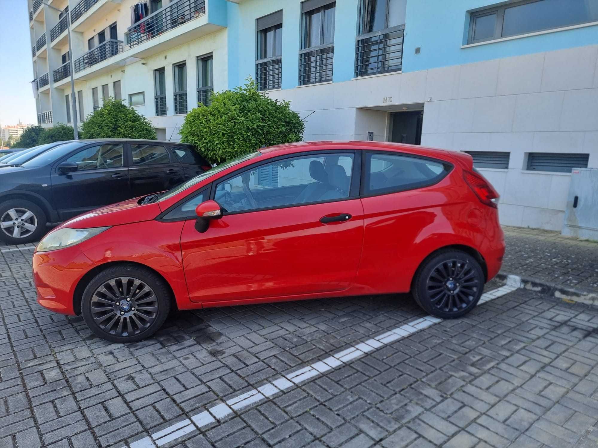 Carro FORD Fiesta 1.4 TDCi 5L Gasoleo