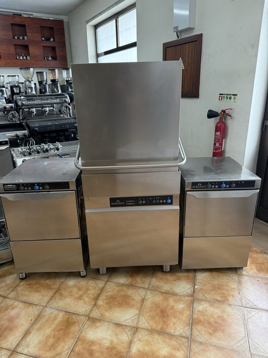 Maquina de lavar loiça industrial magnus