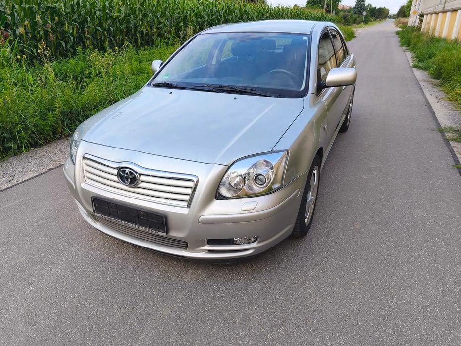 Toyota Avensis Toyota Avensis 2.0 2004r. 147KM Benzyna