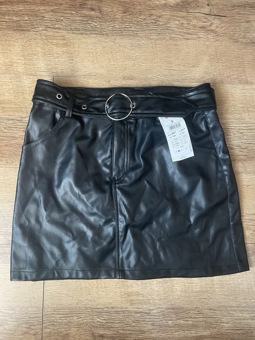 Skórzana sexy czarna spódniczka mini S na imprezę