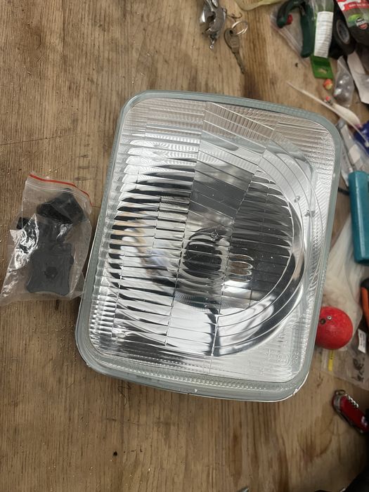 Farol direito dianteiro Discovery 200 novo