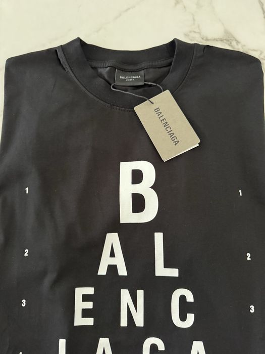 Tshirt Balenciaga nova