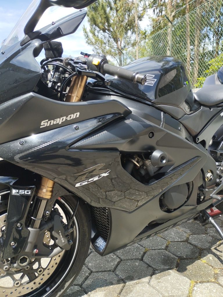 Suzuki GSXR 1000 K6