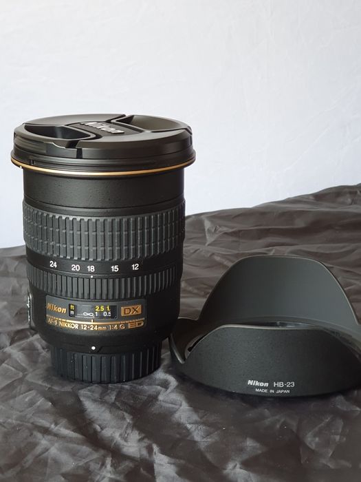 Ширококутний об'єктив Nikon AF-S DX Nikkor 12-24mm f/4G