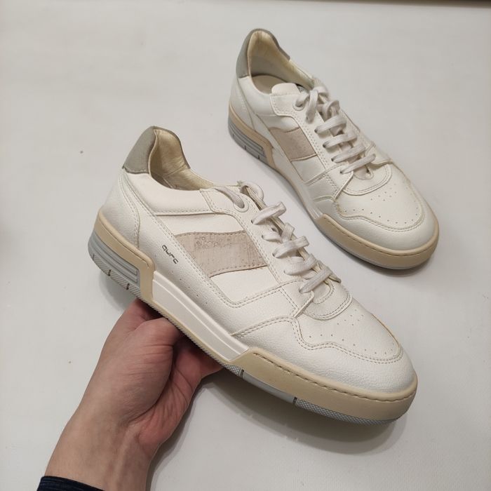 Кросівки qurc шкіряні жіночі