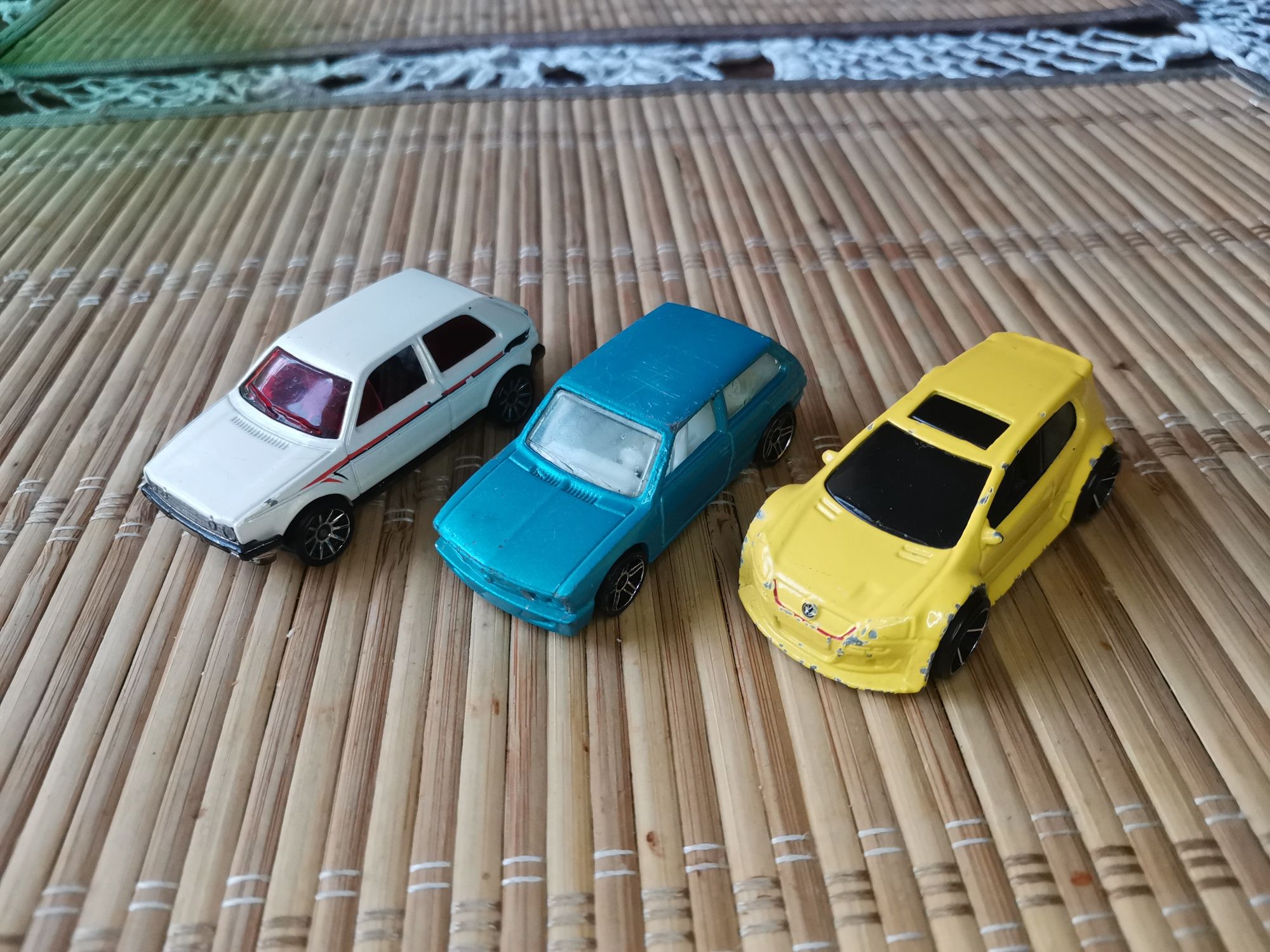 Hot Wheels Volkswagen Golf MK2 / GTI + Brasilia