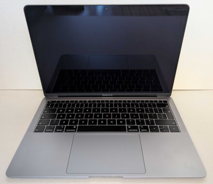 Apple MacBook Air 13 2018/13.3/i5-8210Y-3.6GH/8GB/SSD256/Sonoma 14.8.2