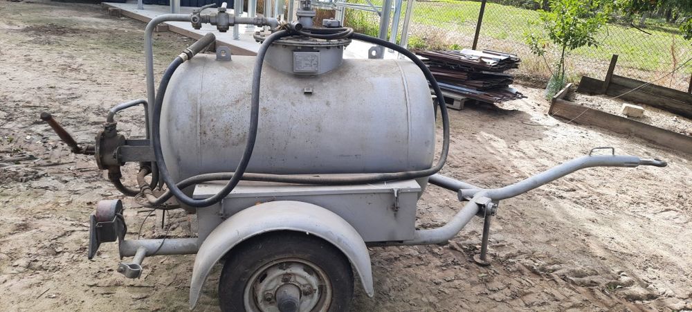 Beczka na paliwo z pompą