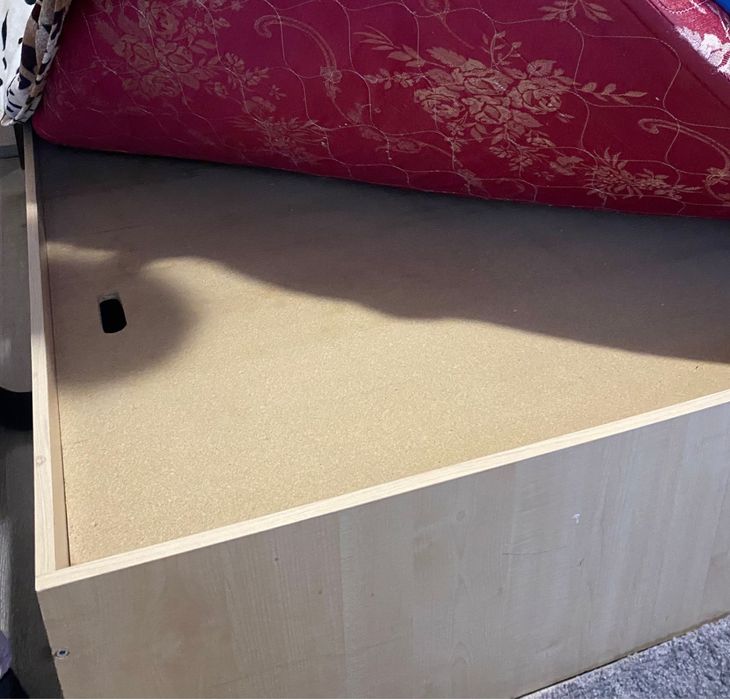 Ліжко двохспальне