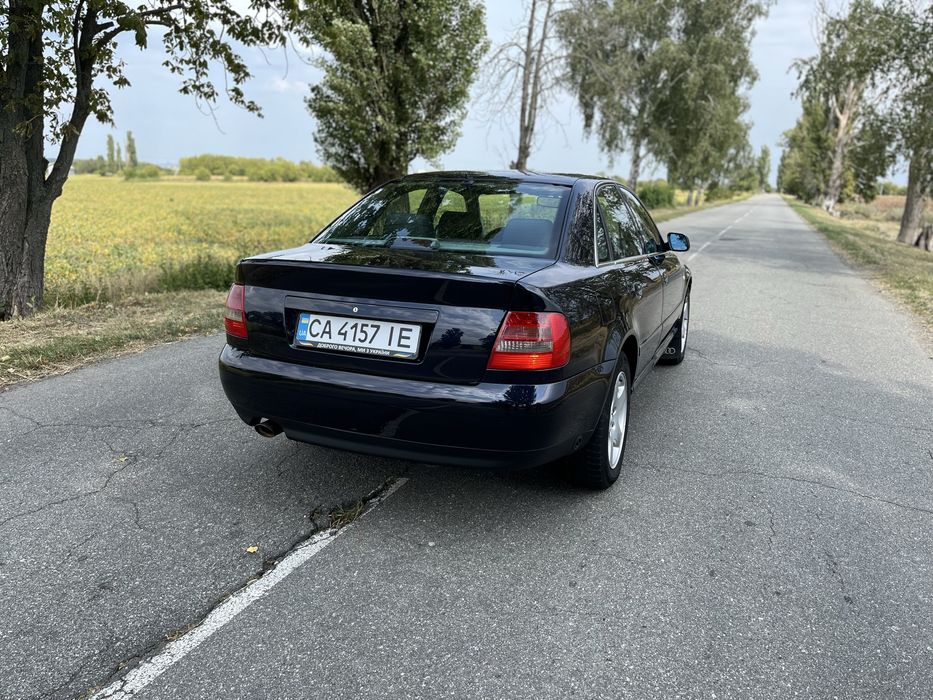 Audi a4 b5 1.6 газ бенз 2000р