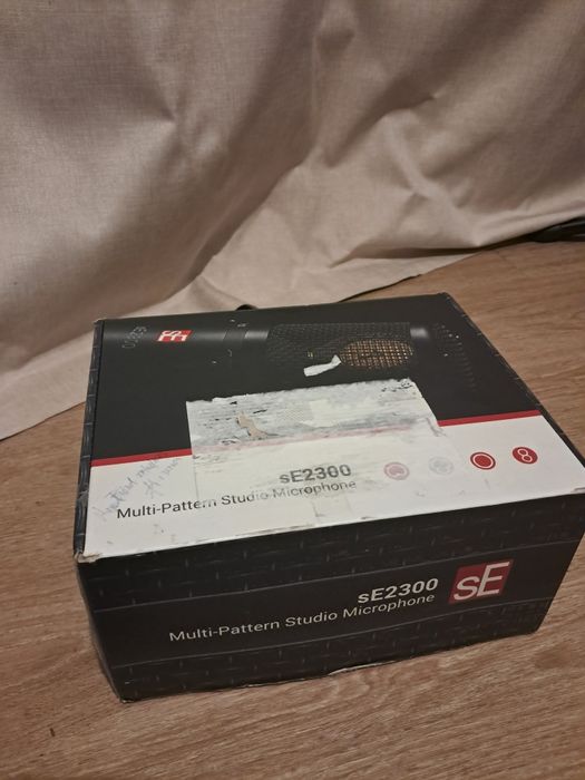 Microfone SE Electronics 2300