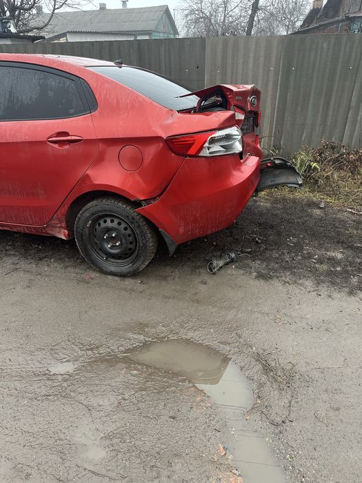 Киа рио 2011 дтп .срочно