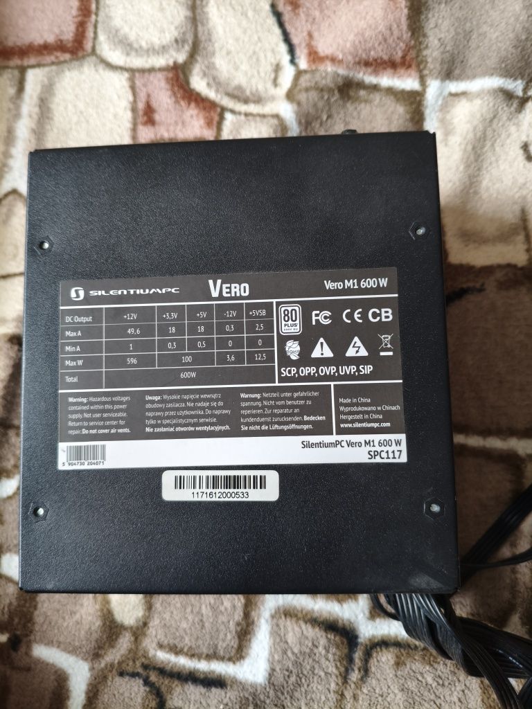 Zasilacz SilentiumPC 600W Vero M1 600 i 2 xRAM DDR4 8GB