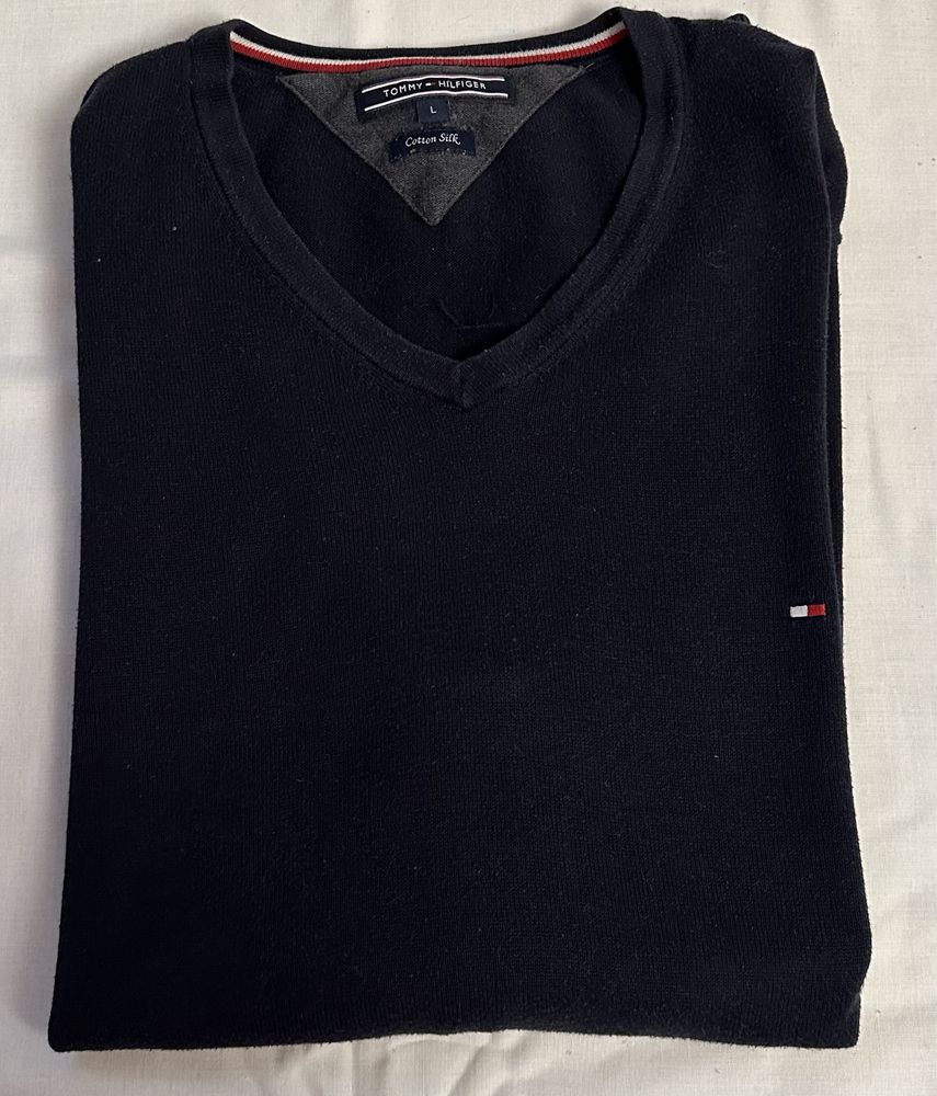 Męski sweter w serek Tommy Hilfiger, rozmiar L