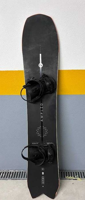 snowboard Amplid -157cm muito bom estado