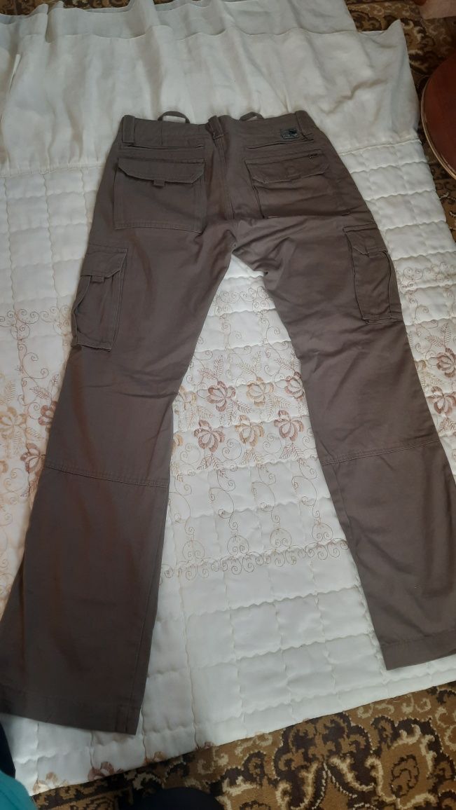 Джинсы 46 -48 SILVER CREEK