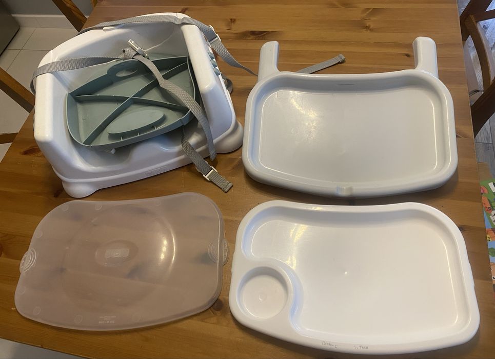 Fotelik podwyższająxy do karmienia FISHER-PRICE