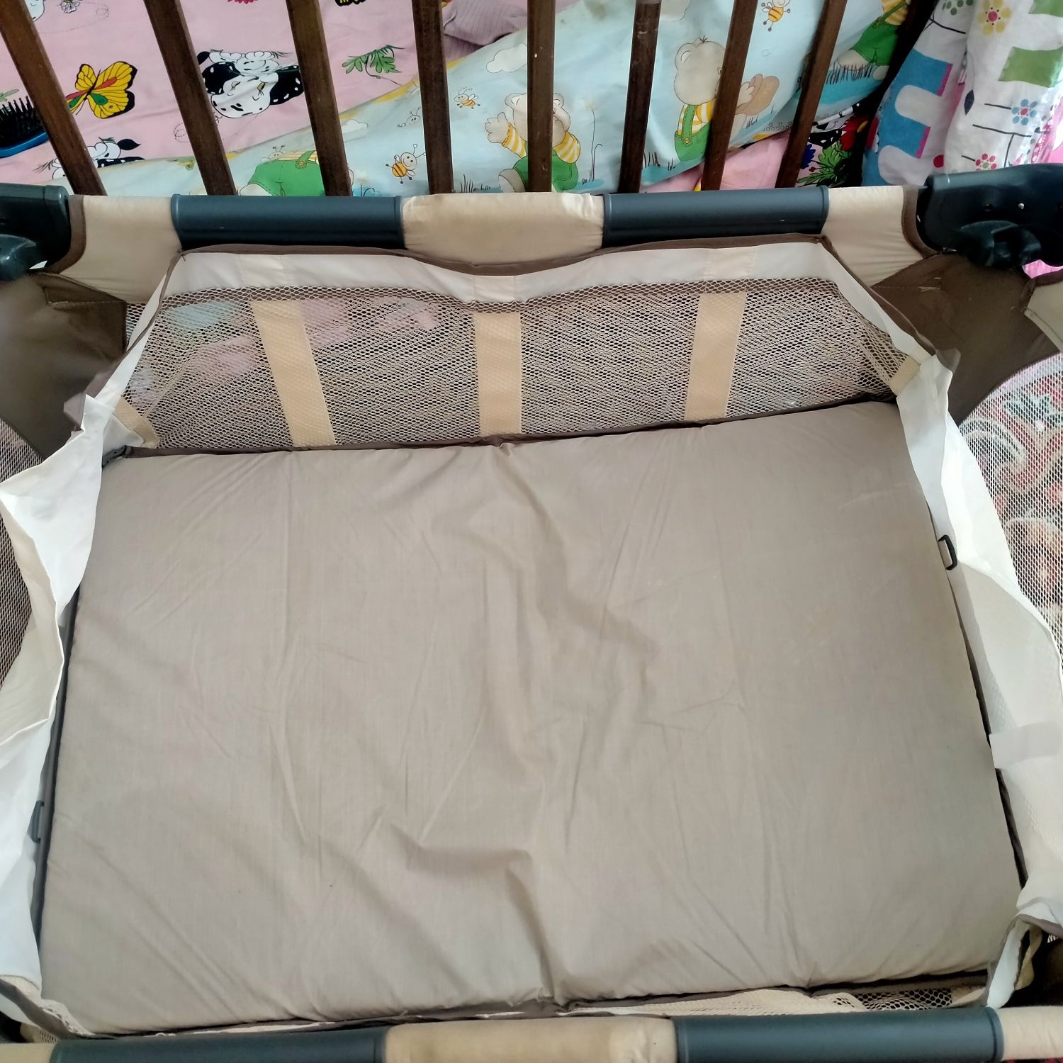 Продам манеж GRACO