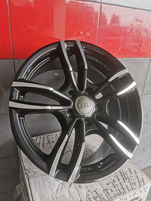 Felgi 17" 5x112 Audi A4 A6 Q3 Skoda QuatroSiedlce