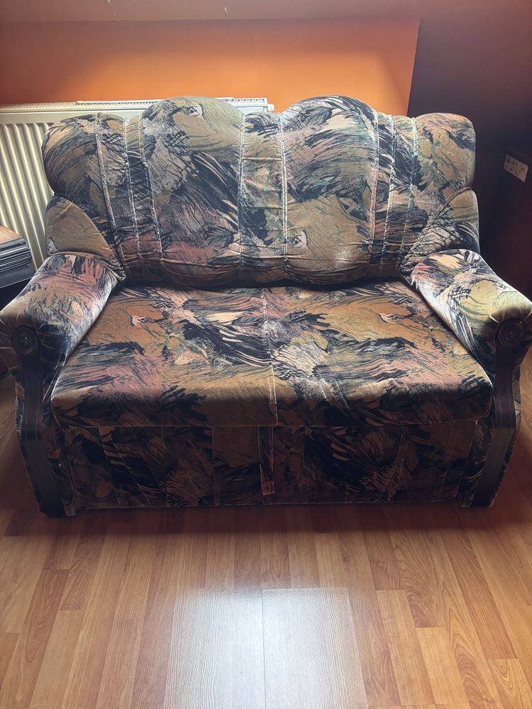 Sofa dwuosobowa rozkładana