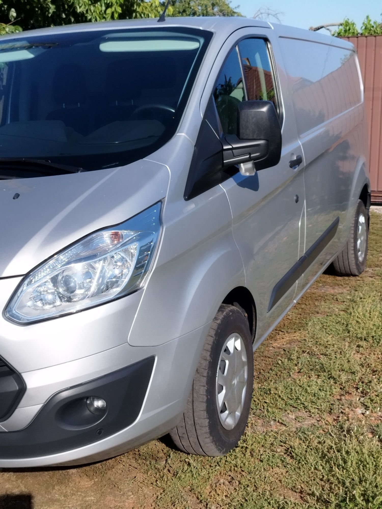 Бус Ford Transit Custom довга база